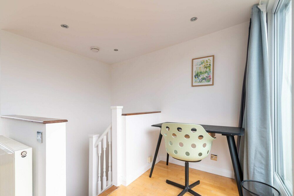 Фото Stylish Kings-cross Maisonette