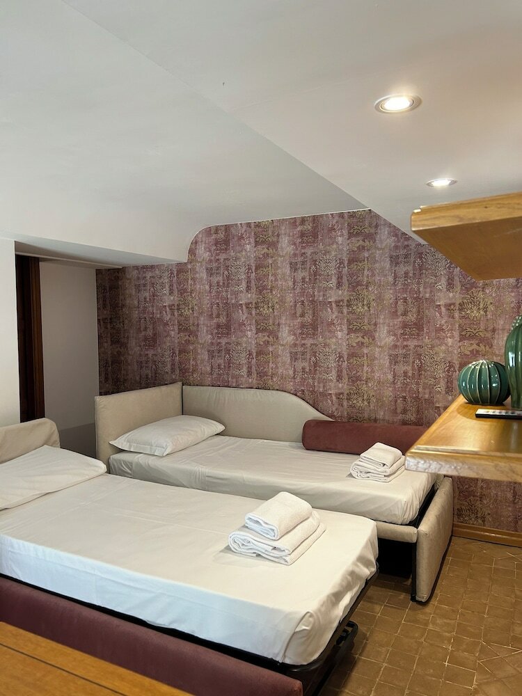 Фото VIA Margutta Spagna Luxury Apartment