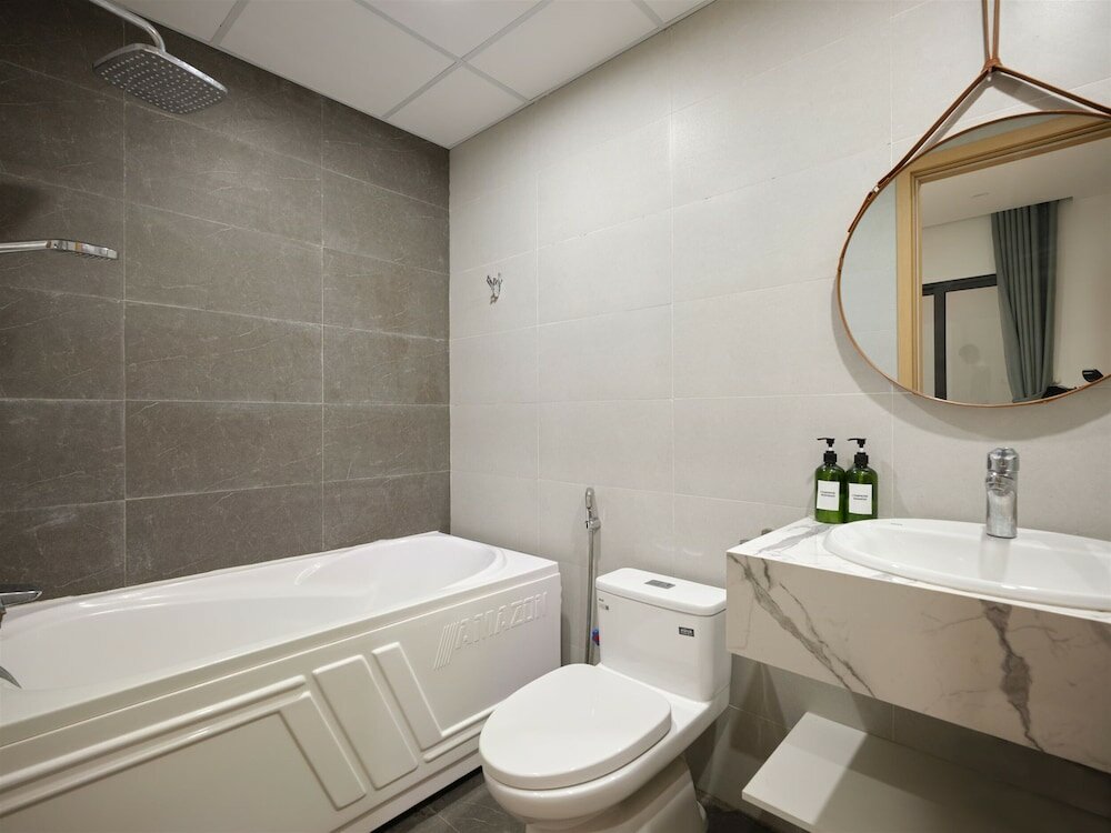 Фото MoonLight Tay Ho