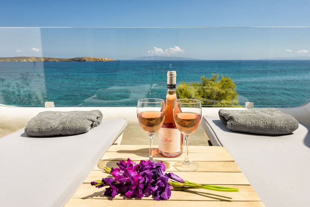 Фото Blue Waves Suites & Apartments To Kyma