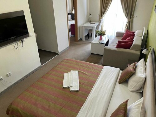 Гостиница Hotel Ema в Крагуеваце
