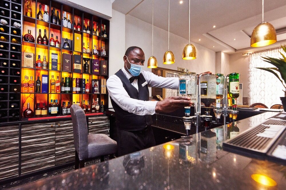 Фото Oak Havens Hotel