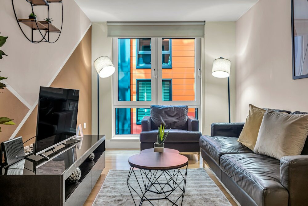 Фото 1 Bed Serviced Apartment near Blackfriars