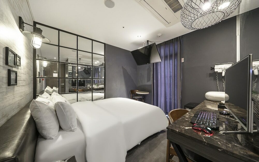 Фото Hotel Hertz