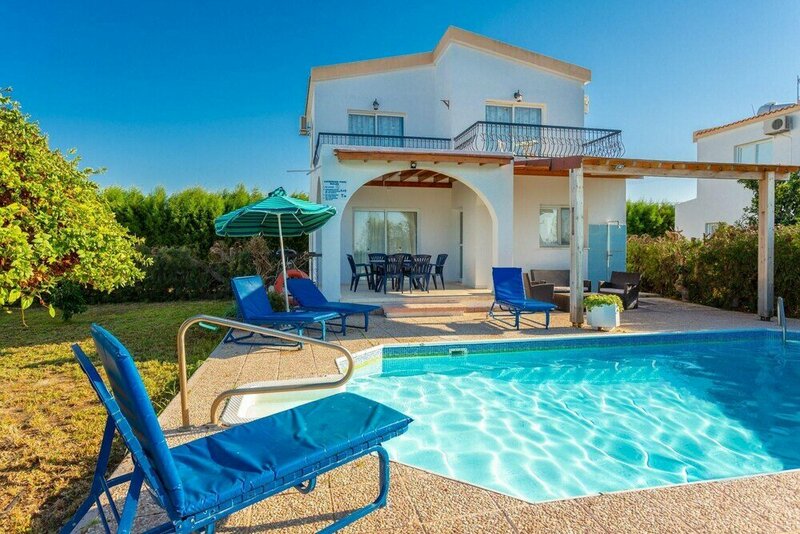 Гостиница Argaka Sun Villa Tria Large Private Pool Walk to Beach Sea Views A C Wifi - 3271