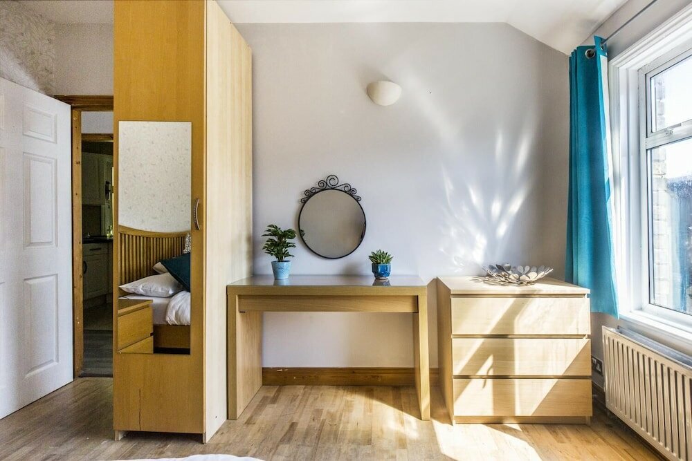 Фото My City Chic St. Pancras Apartment