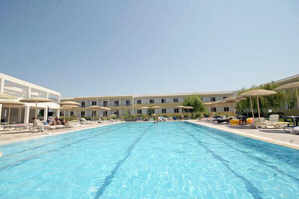 Фото Pyli Bay Hotel