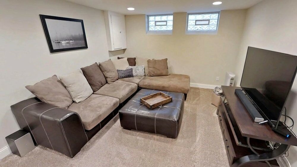 Фото Uptown Jewel