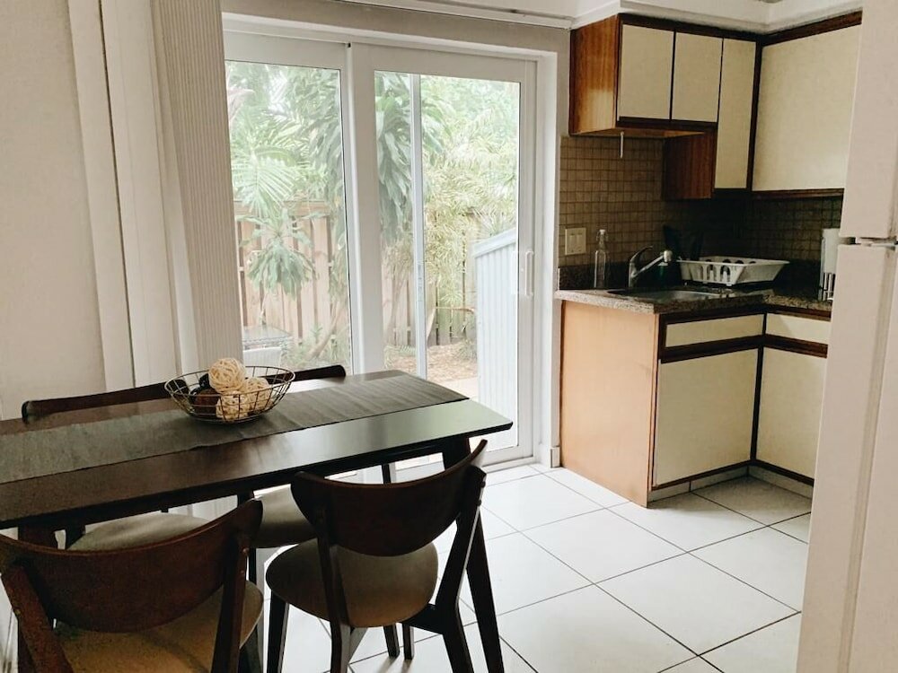 Фото Galleria Apartments by Lowkl