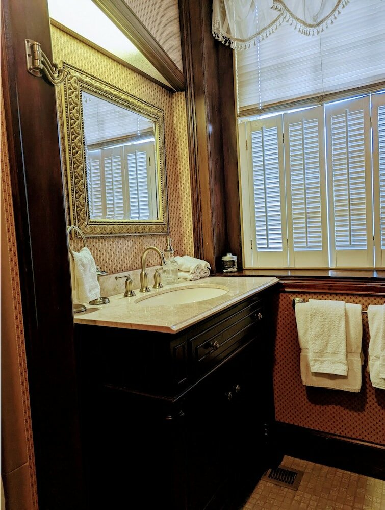 Фото Chanceford Hall Bed & Breakfast