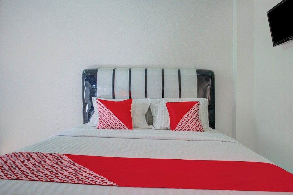 Фото Oyo 3266 Alifah Residence Syariah