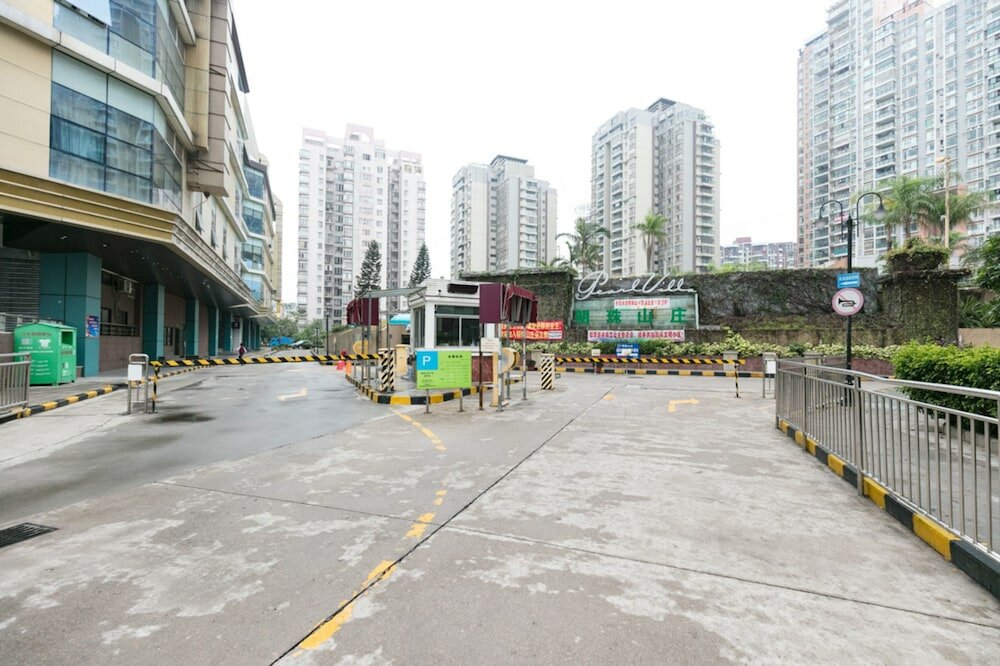 Фото Locals Boutique Apartment Qianshan No. 6