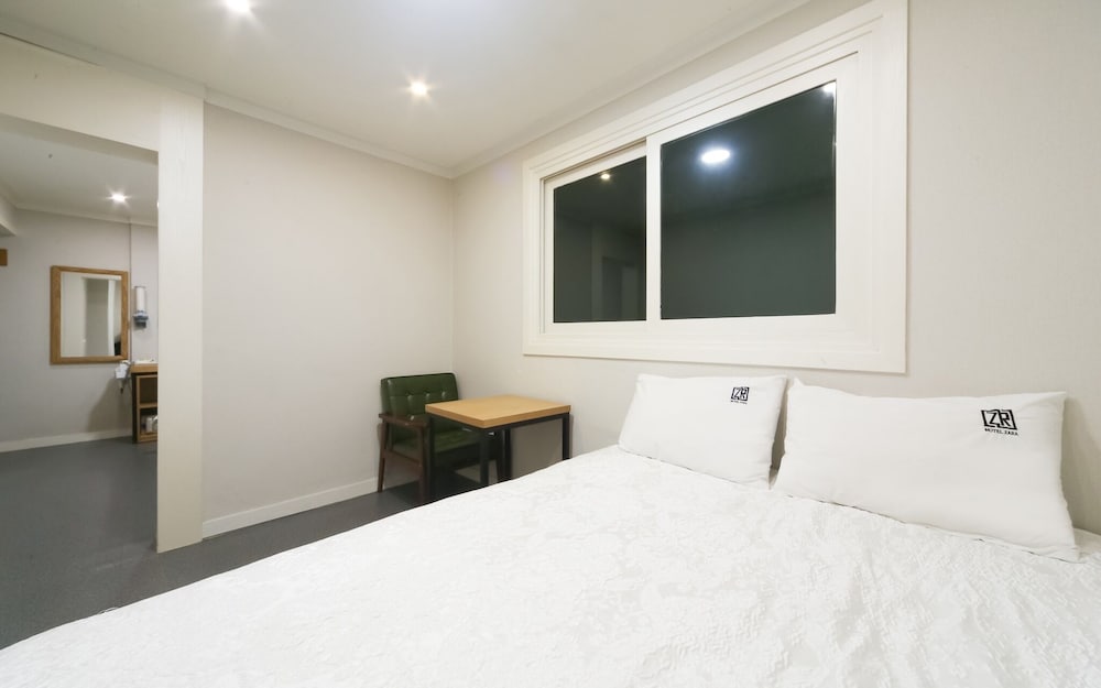 Фото Busan Jaesongdong Zara