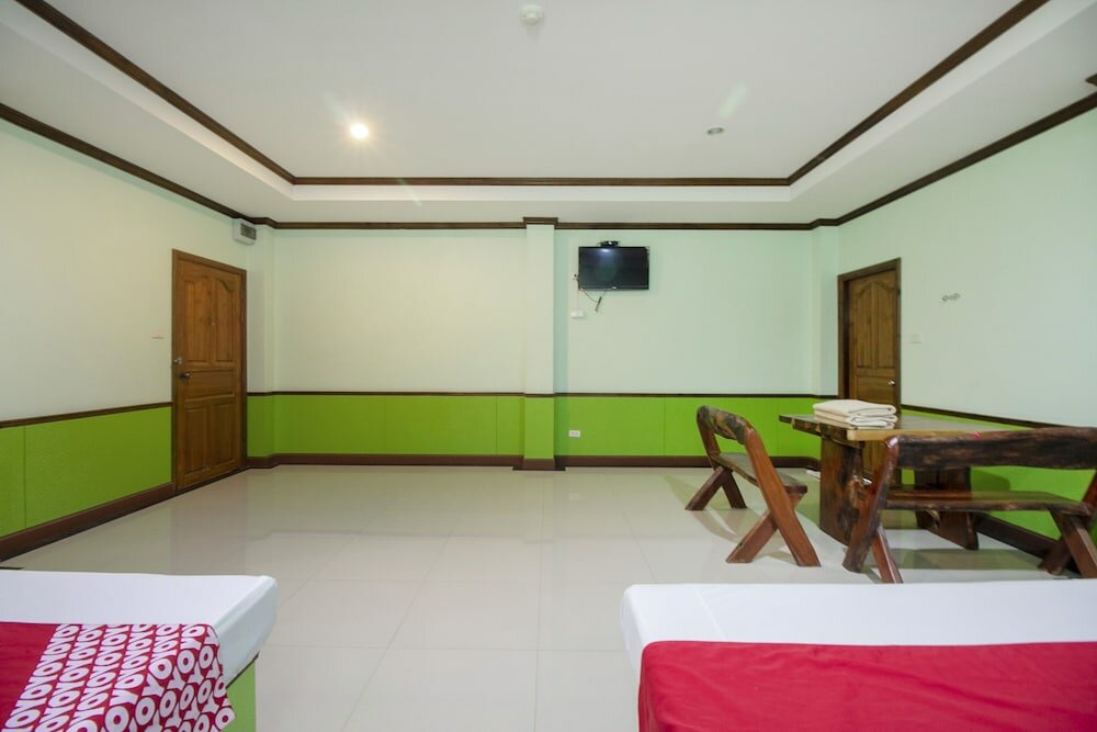 Фото Oyo 75334 Train Hotel