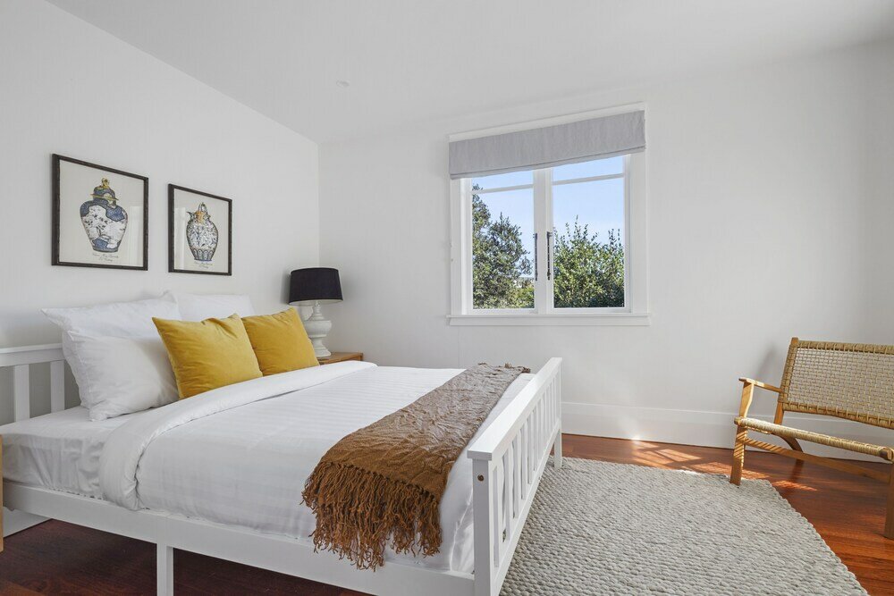 Фото Grey Lynn - Grandeur - Cafe Lifestyle