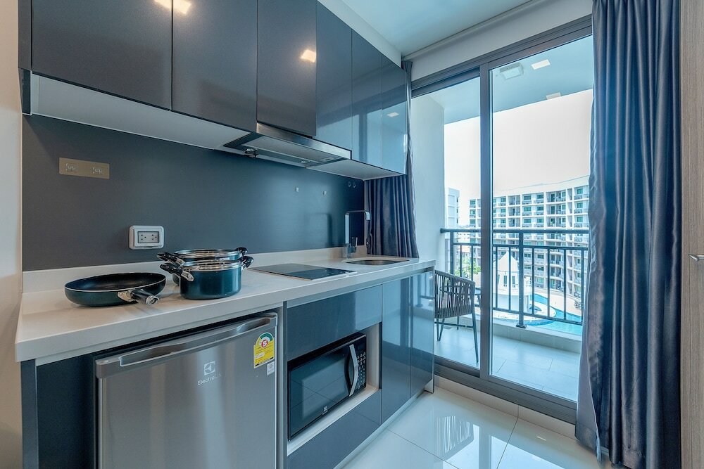 Фото Arcadia Beach Continental by Psr Asia