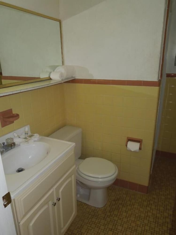 Фото Sifting Sands Motel