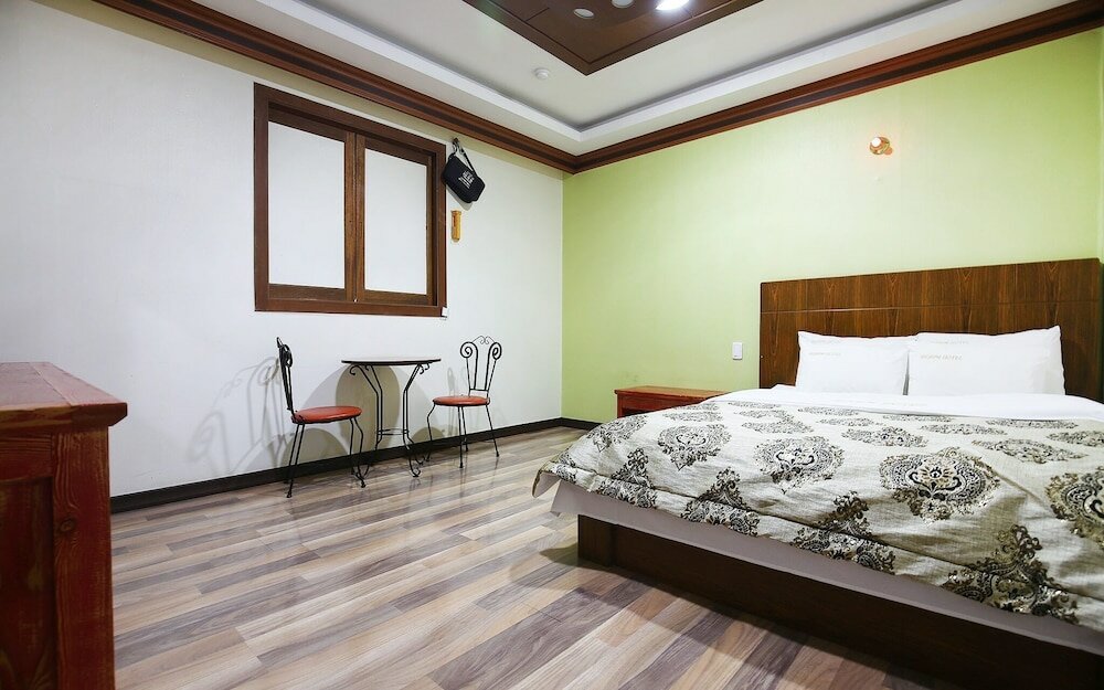 Фото Nonsan Titanic Motel