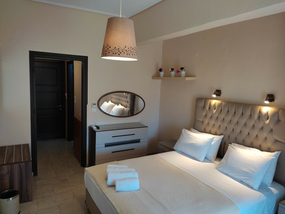 Фото Spartacus House