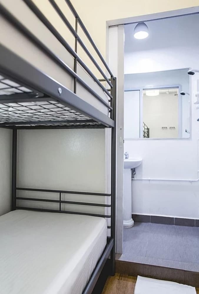 Фото K Hotel Aliwal - Hostel