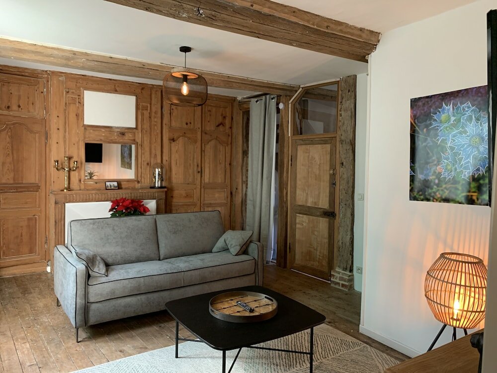 Фото L'école des Demoiselles