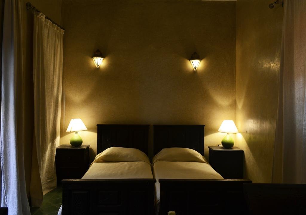 Фото Riad Charik