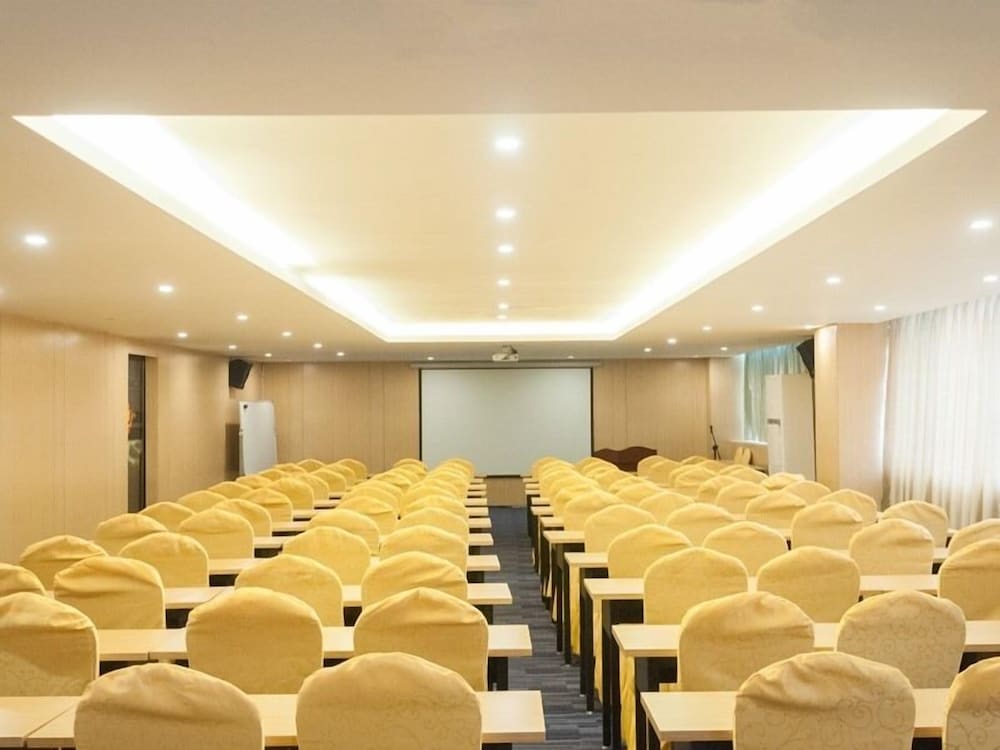 Фото GreenTree Inn Nanning Qingxiu District DongGe Hotel