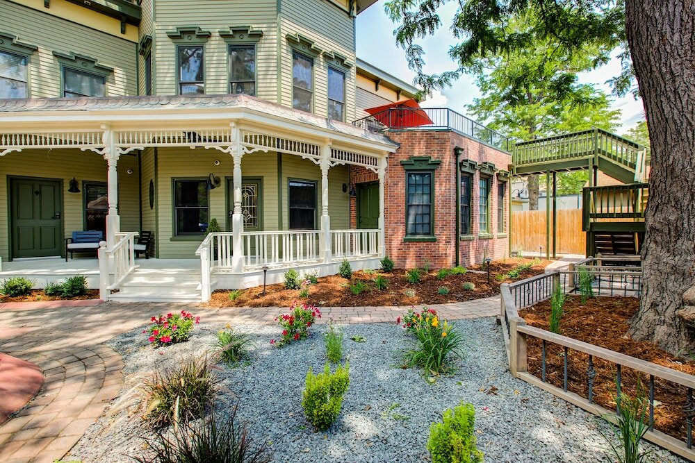 Фото The Curtis Park Club