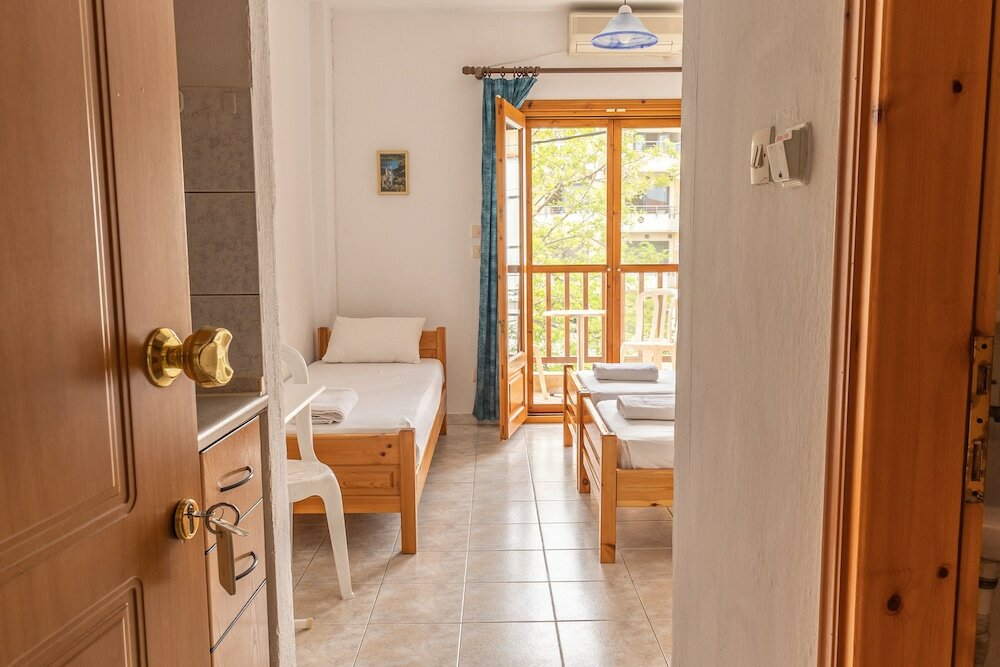 Фото Mina-Maria Apartments