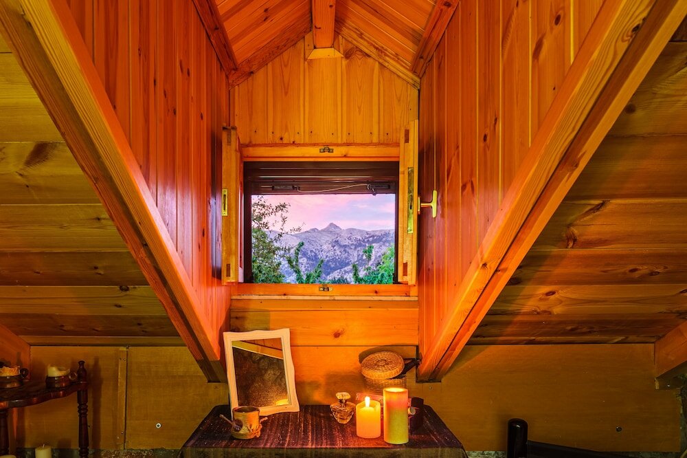 Фото Escape in the Forest, Cosy Chalet with Home Cinema
