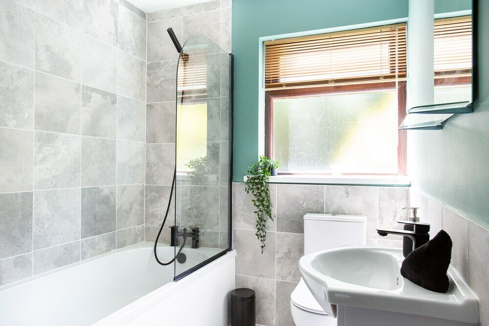 Фото Fully Refurbished North Belfast Home 3