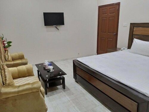 ГОСТИНИЦА HOTEL TAJ PALACE MULTAN в Мултане, Пакистан от 7845 ...