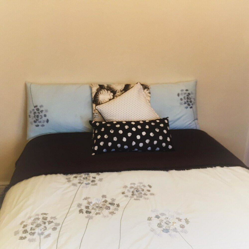 Фото North London Cottage