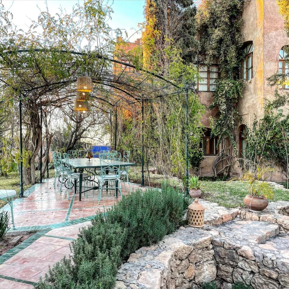 Фото Jenan Mayshad