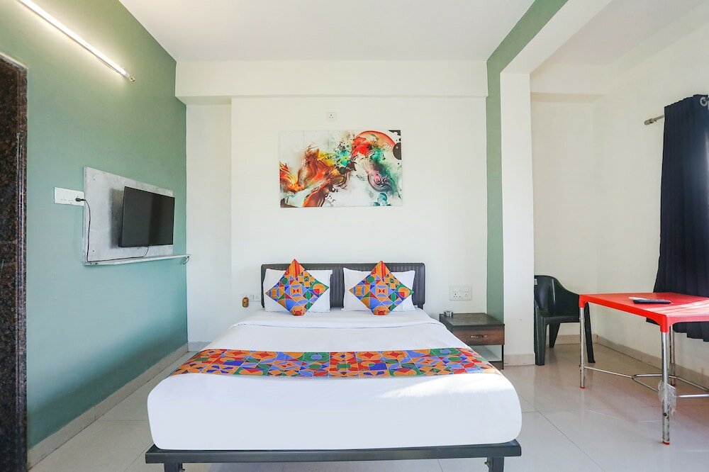 Фото Fabhotel Elite Homes