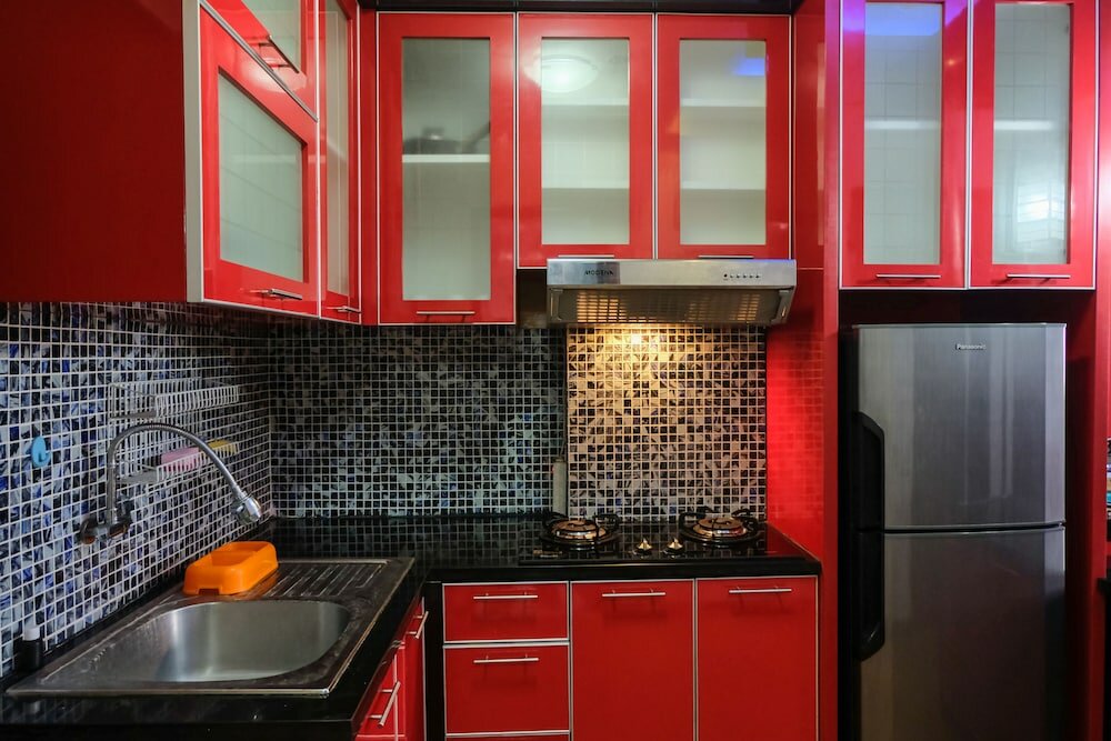 Фото Best Deal 2Br At Suites @Metro Apartment