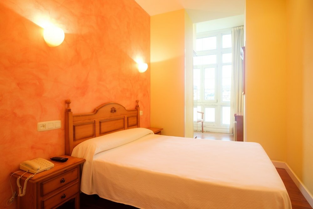 Фото Hotel Playa de Luanco