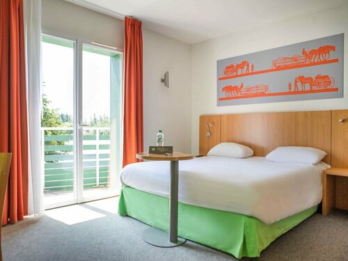 Гостиница Ibis Styles Bourbon Lancy