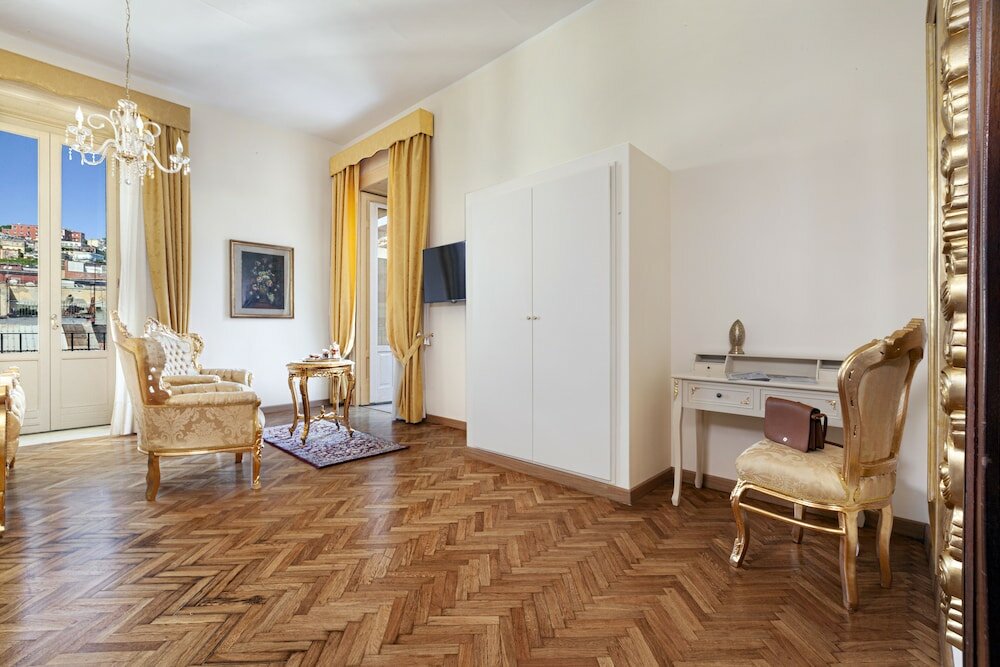 Фото Relais Antica Napoli