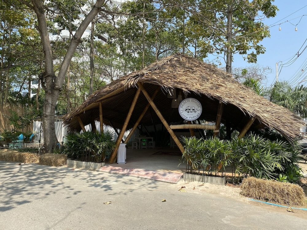 Фото Beach House Camp