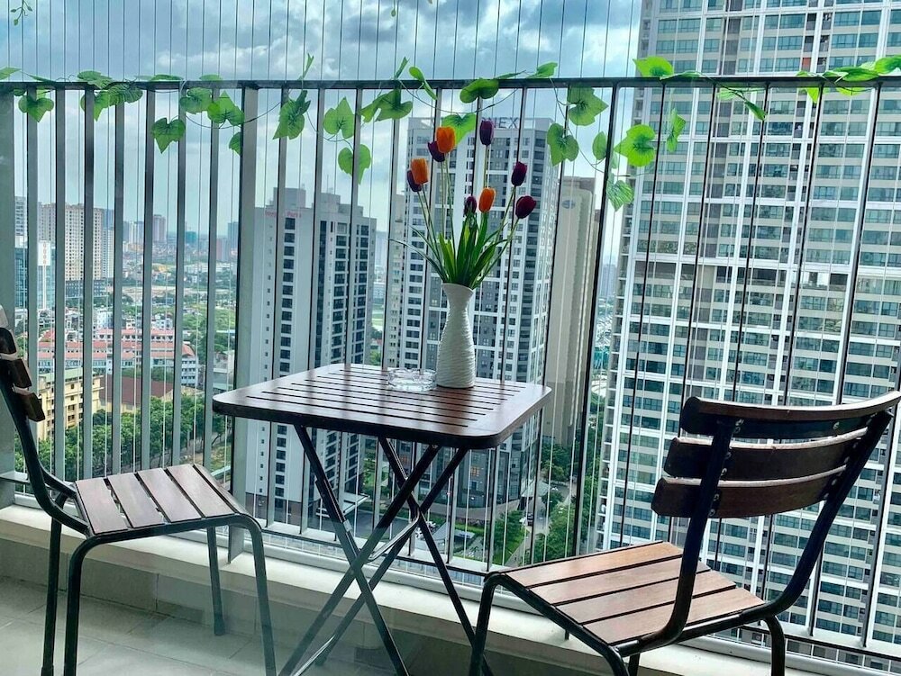 Фото Bayhomes D'Capitale Serviced Apartment