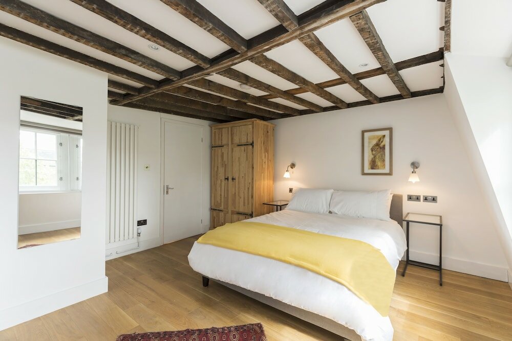 Фото Altido Smart 3 bed Flat in Islington, Close to Angel Tube