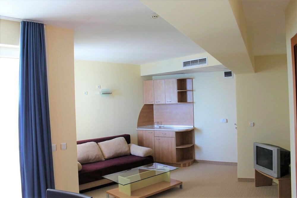 Фото Family Hotel Sunday