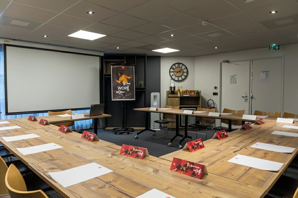 Фото Ibis Nanterre La Défense