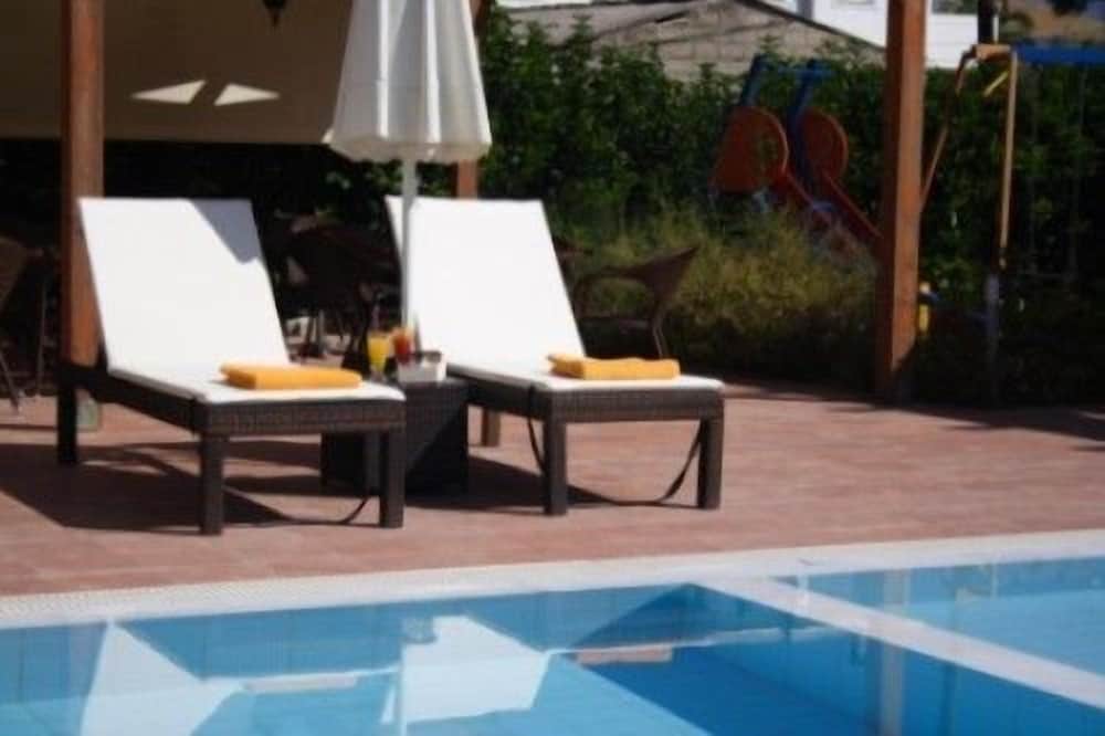 Фото Hotel Eleana