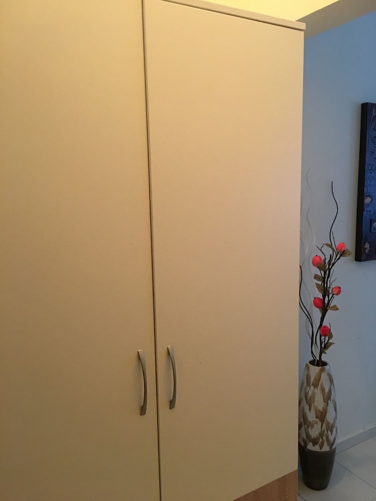 Фото Salt Lake ApartHotel