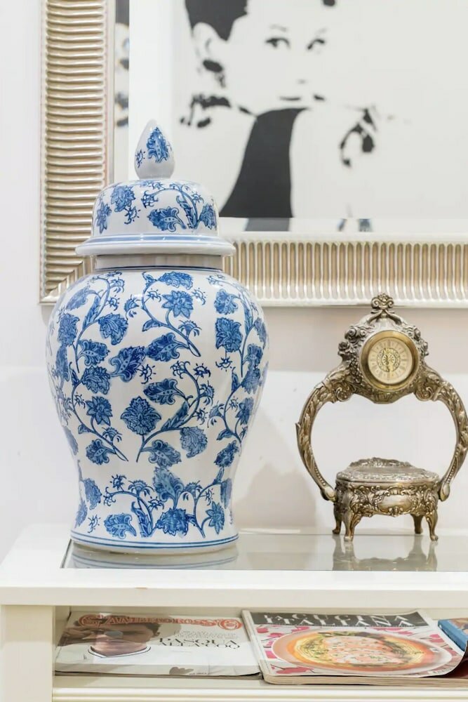 Фото Esquiline Suites