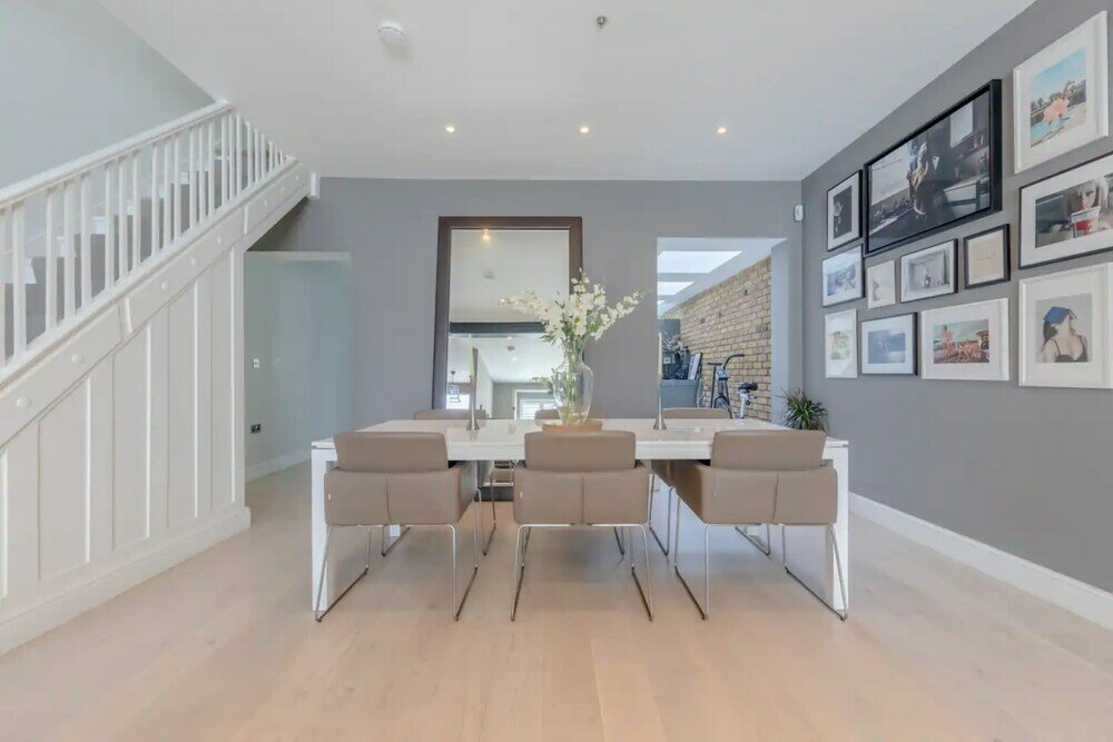 Фото Stunning 3bd Home - Clapham, Near Northcote Rd