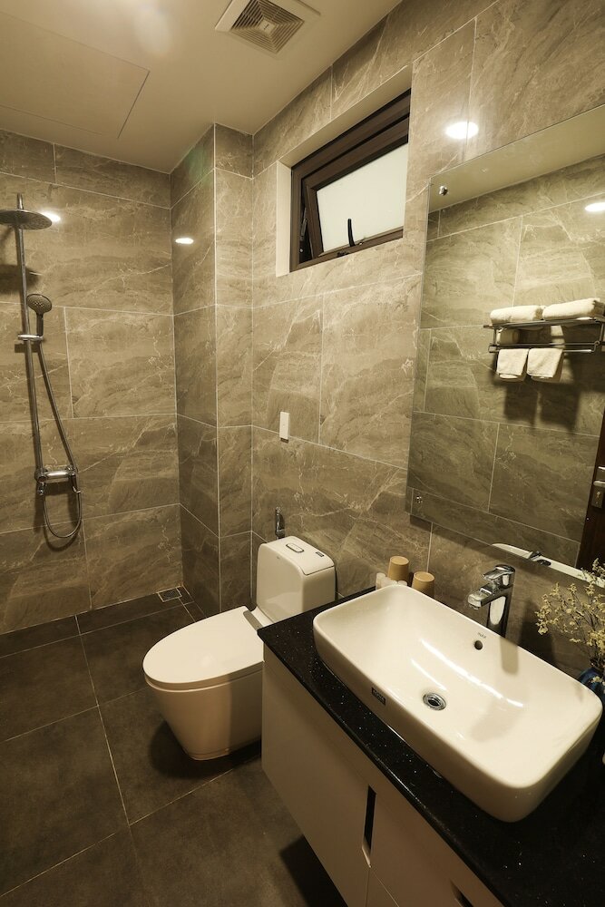 Фото Royal Văn Phú Hotel