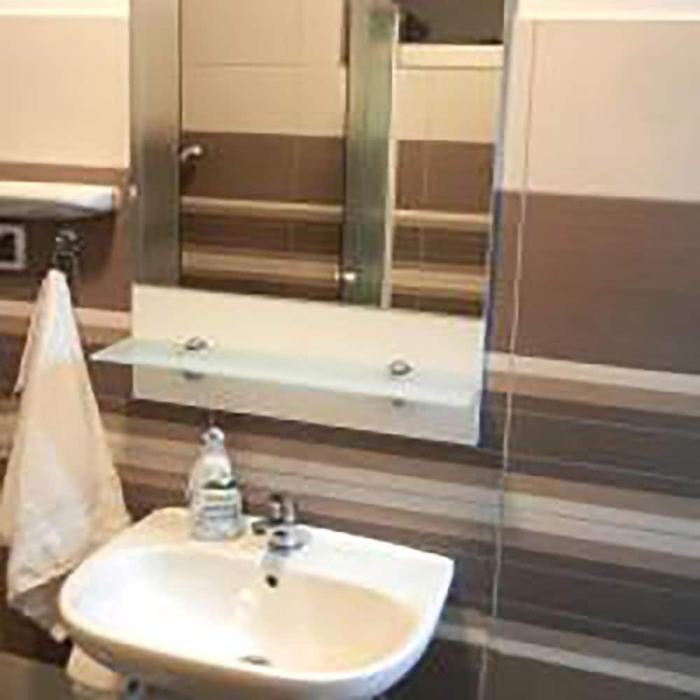 Фото Villa Lucia Apartments & Rooms